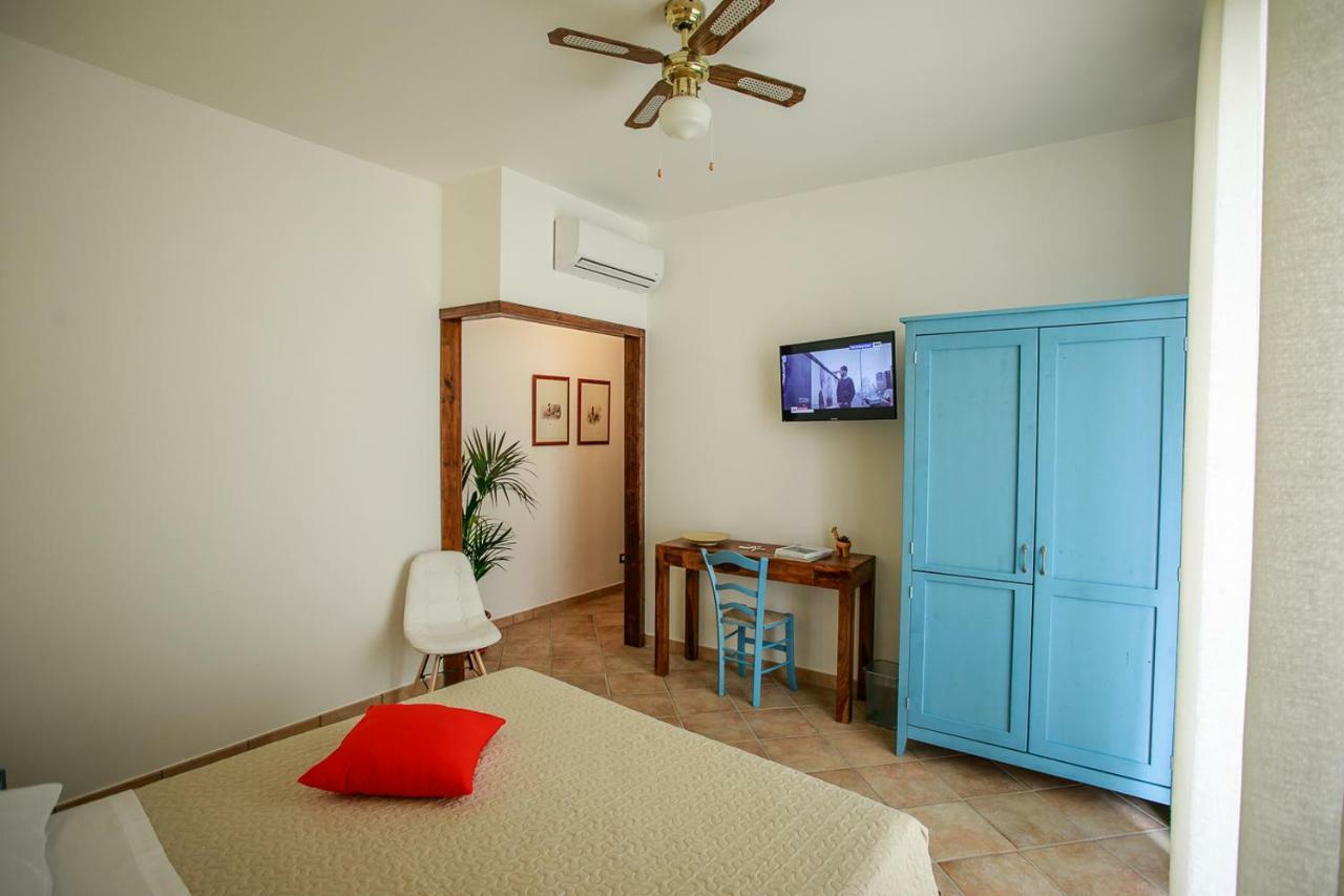 B&B Scirocco House Oliveri Εξωτερικό φωτογραφία