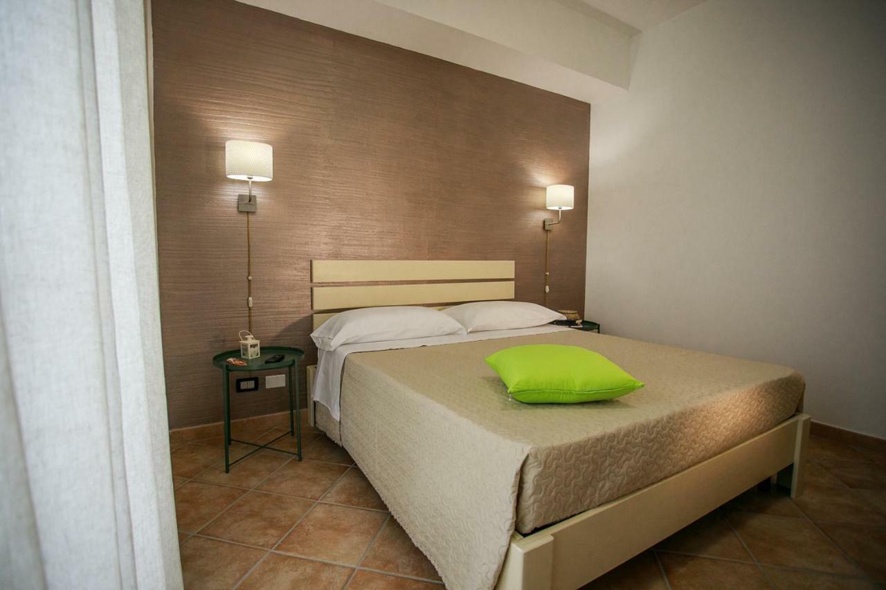 B&B Scirocco House Oliveri Εξωτερικό φωτογραφία