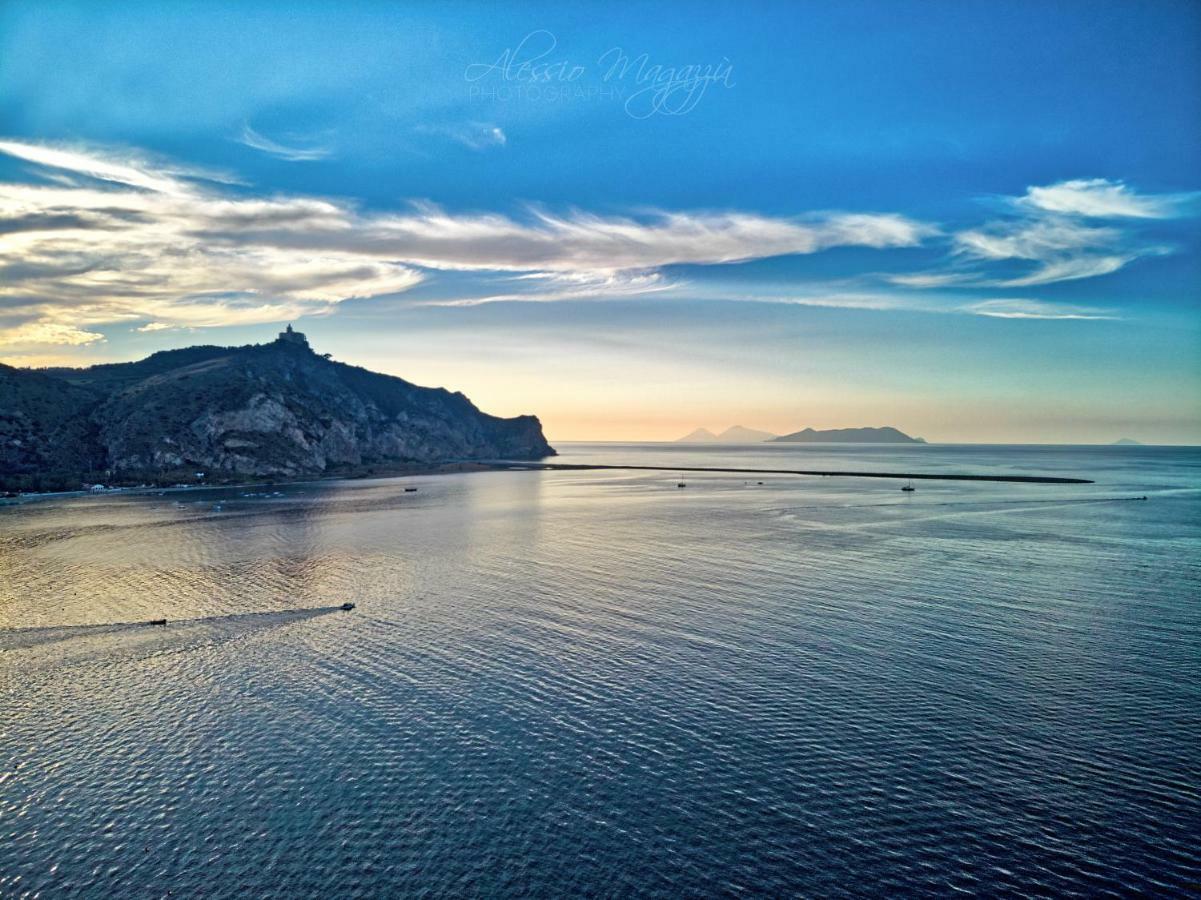 B&B Scirocco House Oliveri Εξωτερικό φωτογραφία